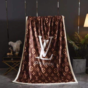 LOUIS VUITTON | King Blanket