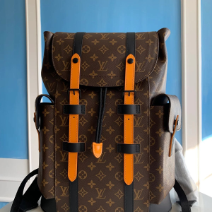 LOUIS VUITTON | Medium Backpacks Collection - Louis vuitton 1
